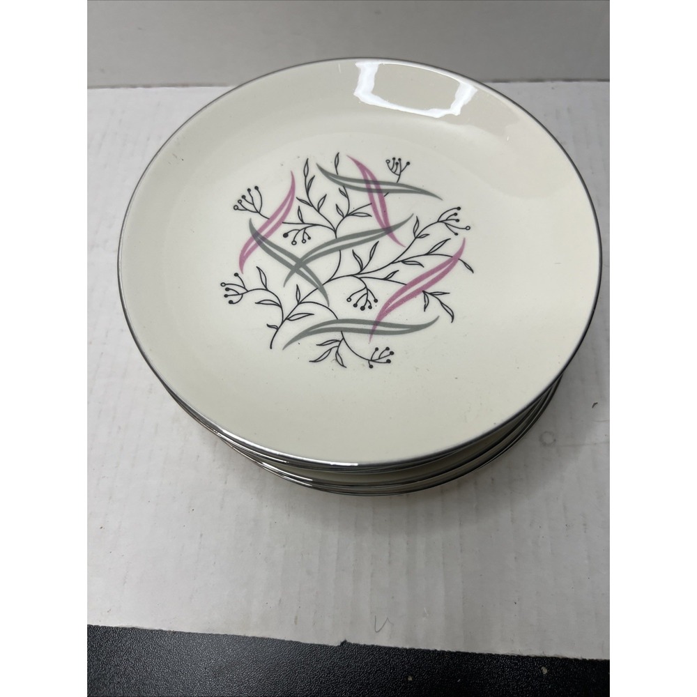 HOMER LAUGHLIN RHYTHM ALLEGRO SET OF 8 BREAD AND BUTTER PLATES 6 1/8" W EXC